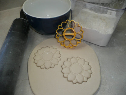 Sunflower Medium Size Detailed Flower Cookie Cutter Made in USA PR5059