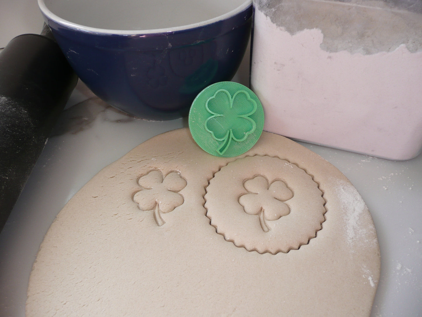 4 Leaf Clover Shamrock St Patricks Day Cookie Stamp Embosser Made In USA PR5519