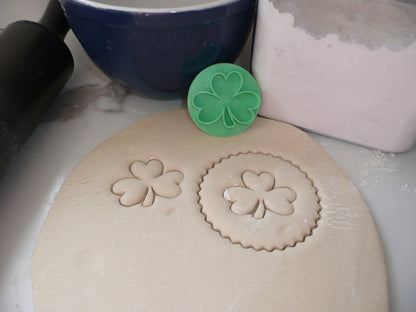 3 Leaf Clover Shamrock St Patricks Day Cookie Stamp Embosser Made In USA PR5520