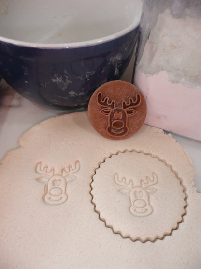 Reindeer Face Christmas Cookie Stamp Embosser Made In USA PR5555