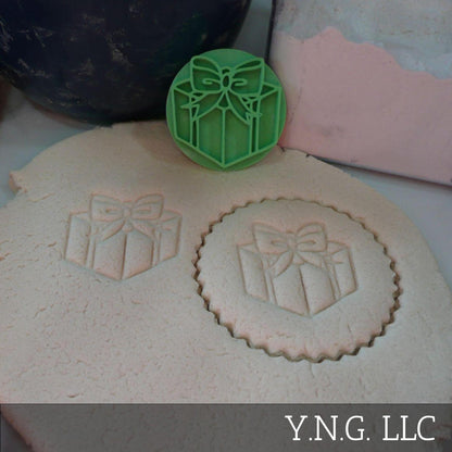 Christmas Present Shaped Cookie Stamp Embosser Made In USA PR5558