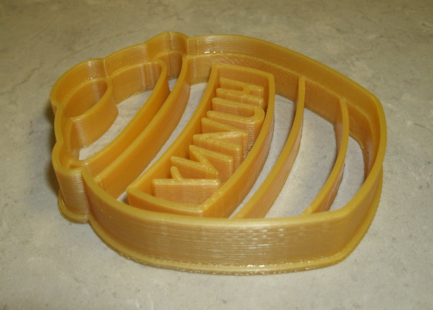 Honey Hunny Pot Winnie The Pooh Cartoon Movie Cookie Cutter Made In USA PR797