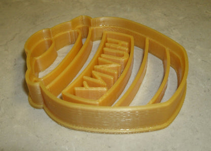 Honey Hunny Pot Winnie The Pooh Cartoon Movie Cookie Cutter Made In USA PR797