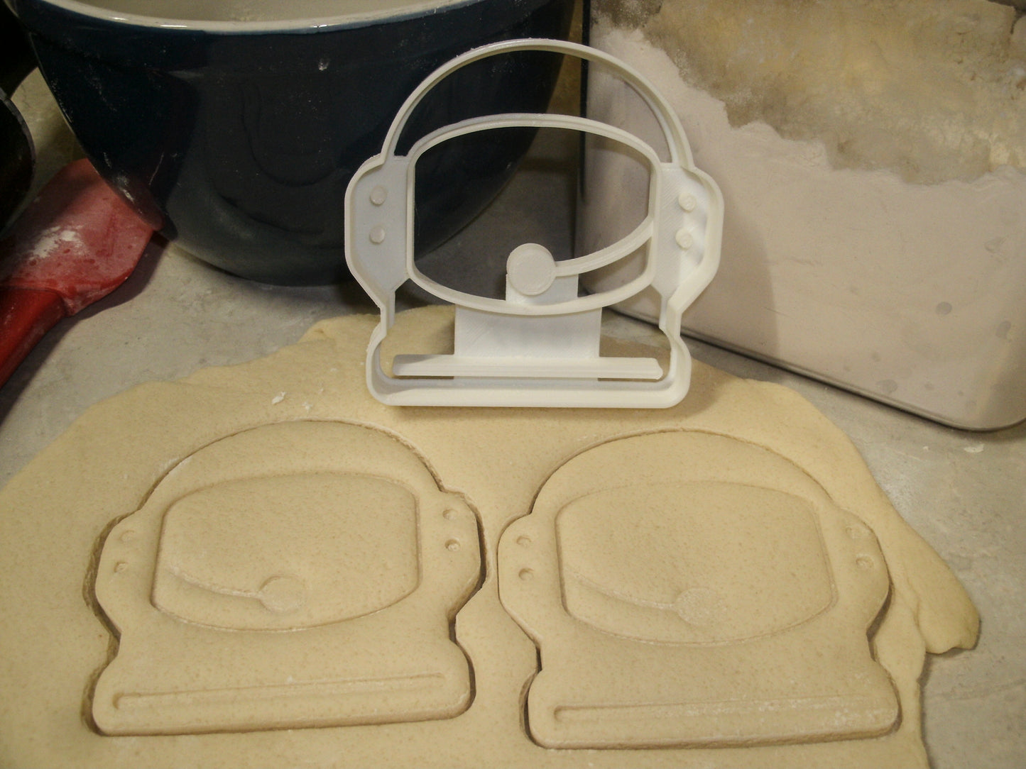 Astronaut Space Helmet Detailed Cookie Cutter Made In USA PR847