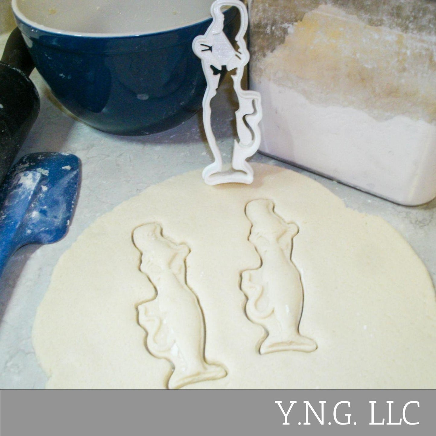 Cat In The Hat Dr Seuss Children Book Character Cookie Cutter Made In USA PR989