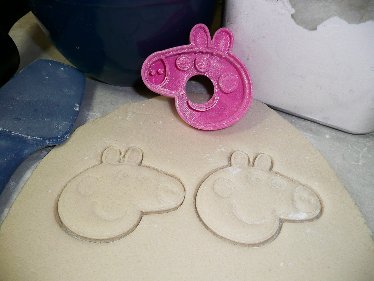 Peppa Pig Cartoon Novelty Character Cookie Cutter Made In USA PR428