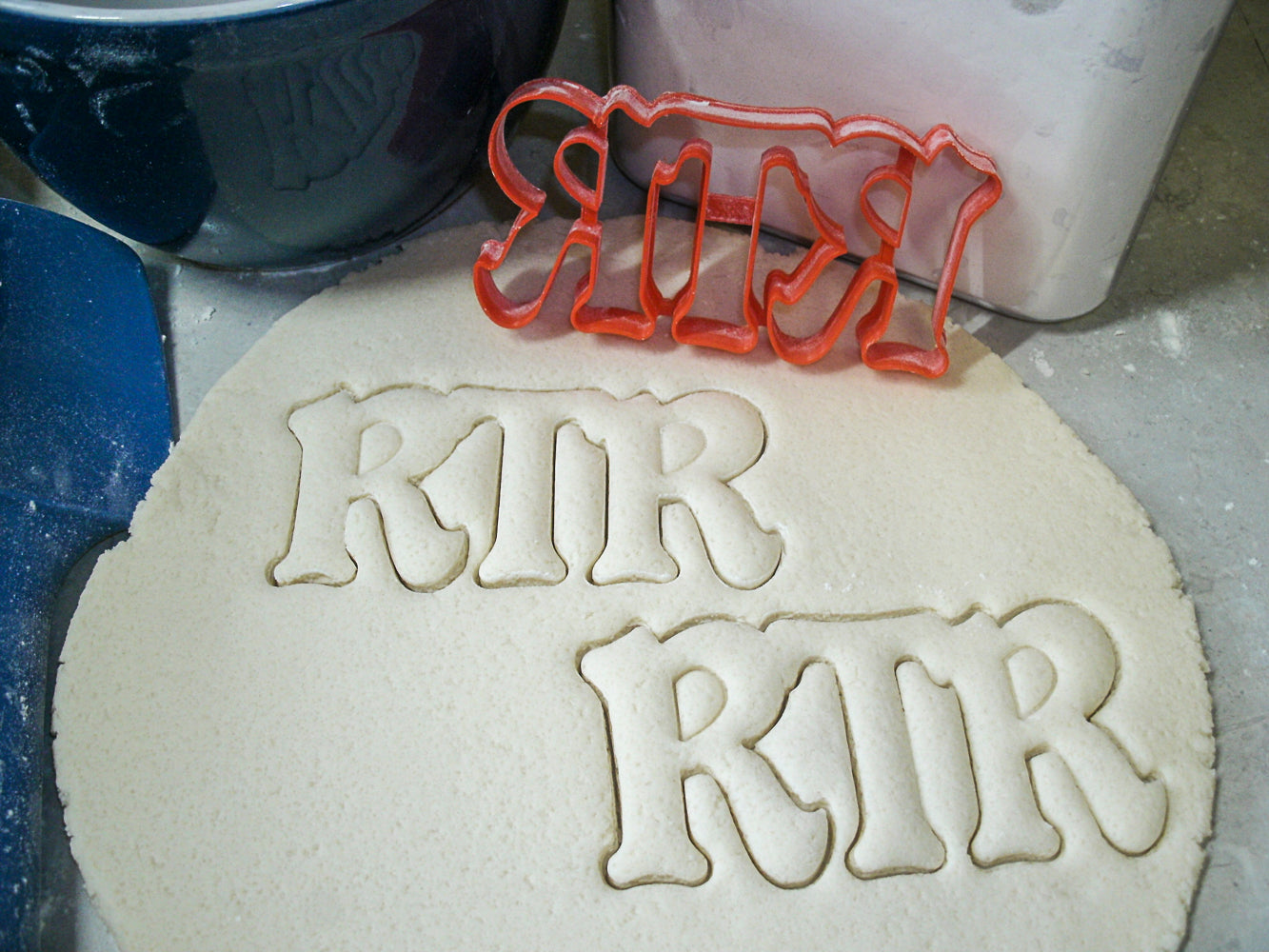 RTR Roll Tide Roll Chant University Of Alabama Cookie Cutter Made In USA PR854