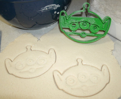 Alien Little Green Man Toy Story Movie Cookie Cutter Made In USA PR724