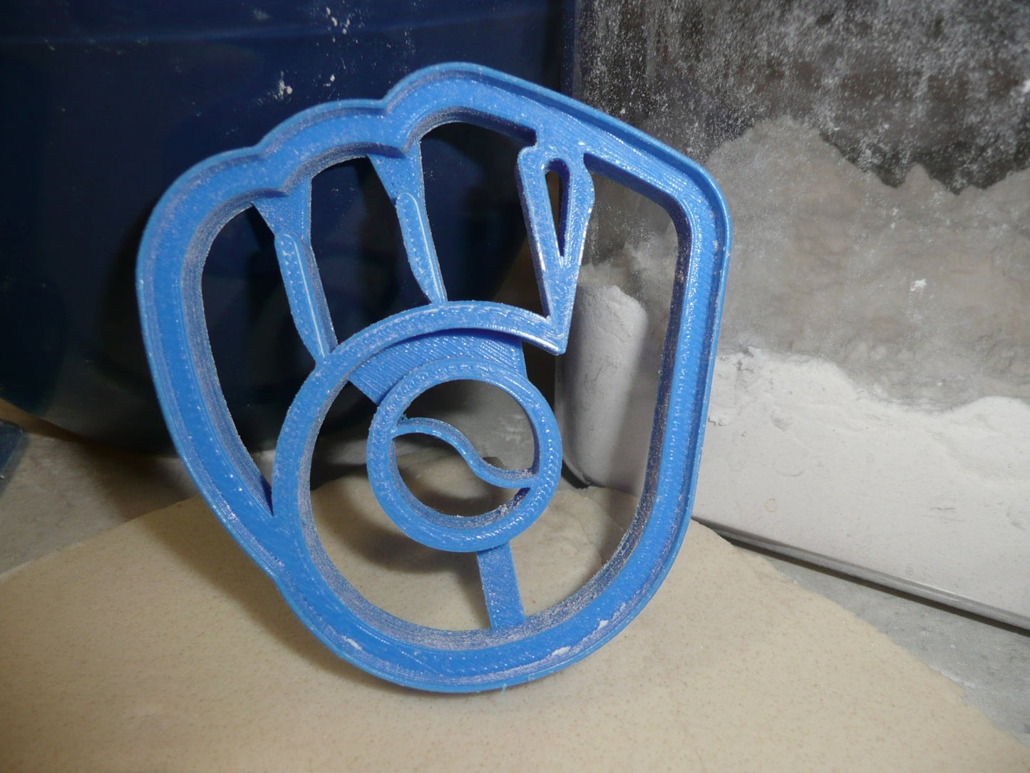 Milwaukee Brewers Glove MLB Baseball Cookie Cutter Made In USA PR2274