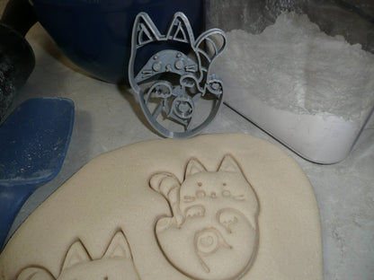 Cat Kitty Playing Playful Animal Cookie Cutter Made In USA PR2366