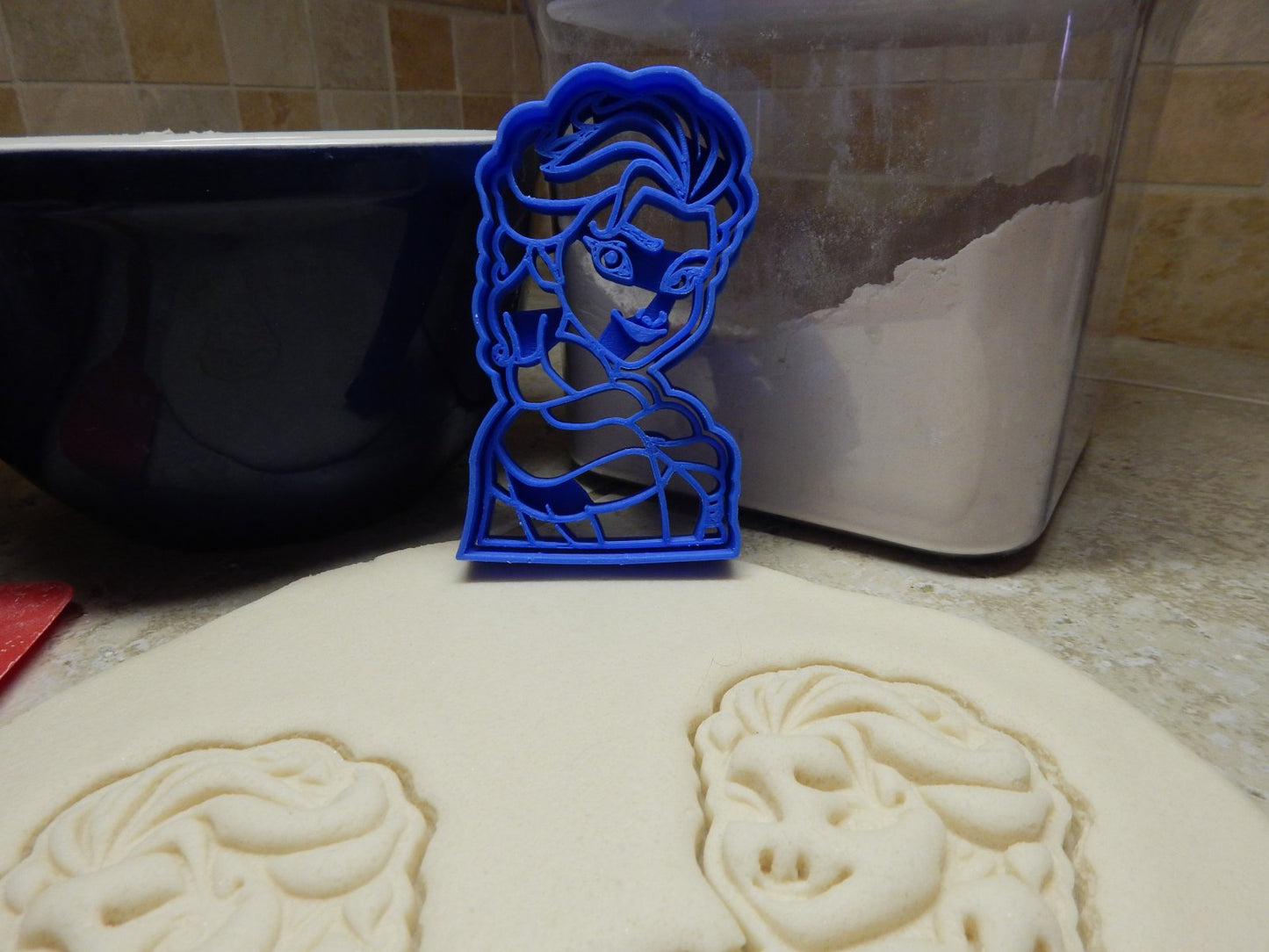Elsa Face Head Snow Queen Frozen Movie Cookie Cutter Made In USA PR564