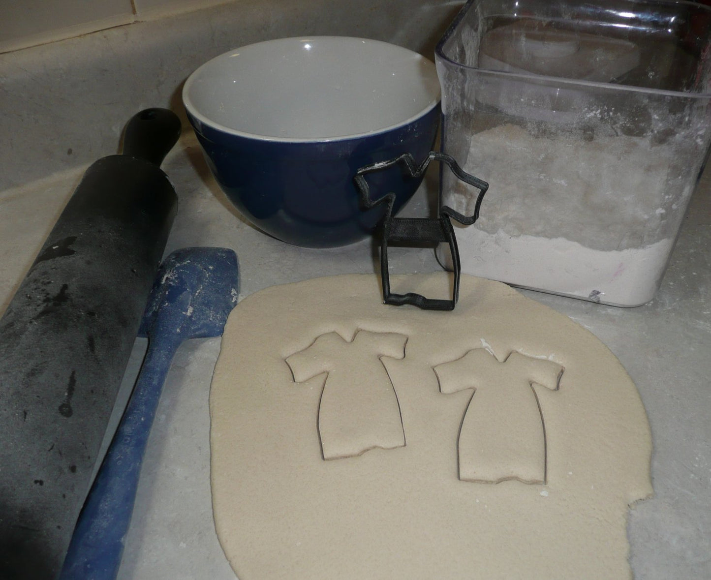 Graduation Gown Grad Robe College High School Cookie Cutter Made In USA PR2501