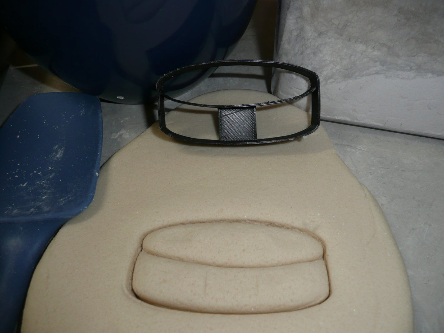 Hockey Puck Rubber Disk Ice Sport Equipment Cookie Cutter Made In USA PR2485