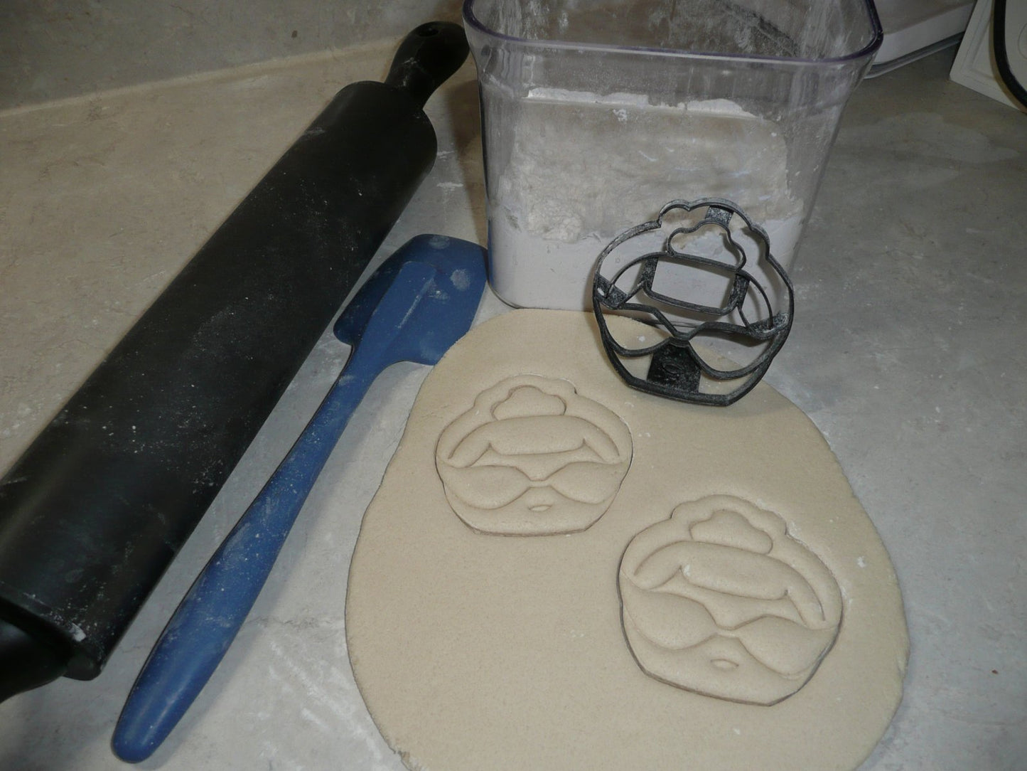 It Baby Face Tiara Surprise Doll Series Cookie Cutter Made In USA PR2538