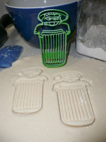 Oscar The Grouch Sesame Street Muppet Character Cookie Cutter Made In USA PR2013