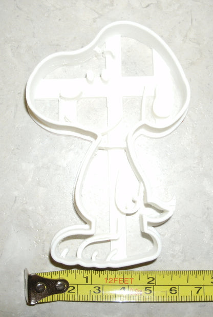 Snoopy Pet Beagle Peanuts Cartoon Character Cookie Cutter Made In USA PR615