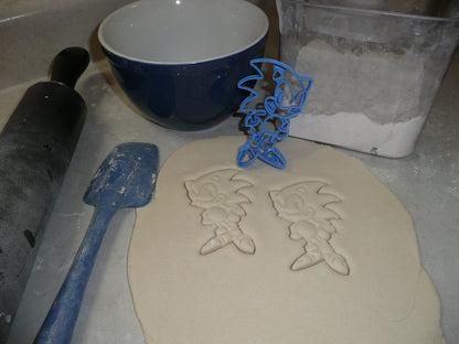 Sonic The Hedgehog Fast Adventure Game And Film Cookie Cutter Made In USA PR2468