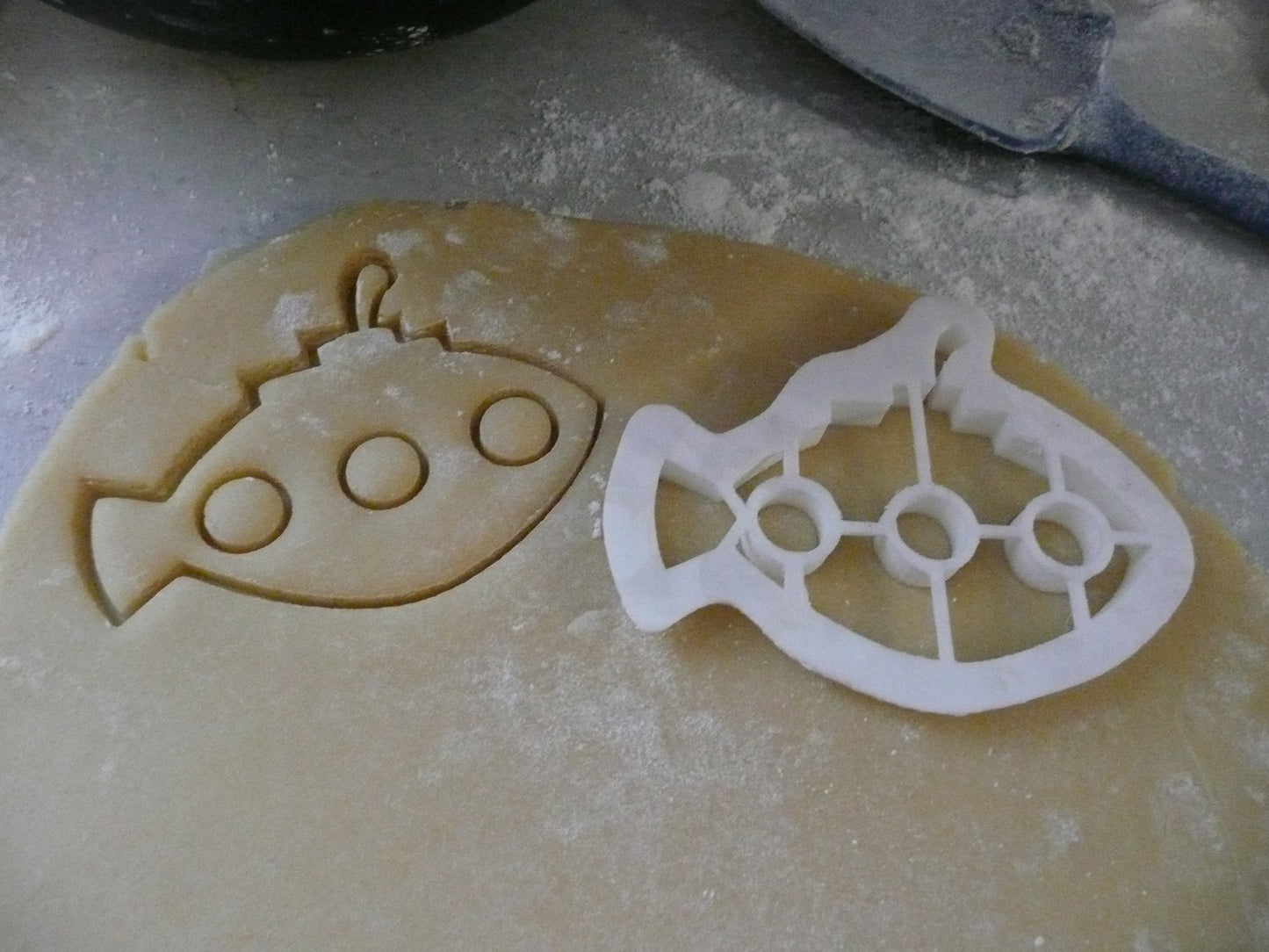 Submarine Under Water Ocean Vessel Cookie Cutter Made In USA PR474