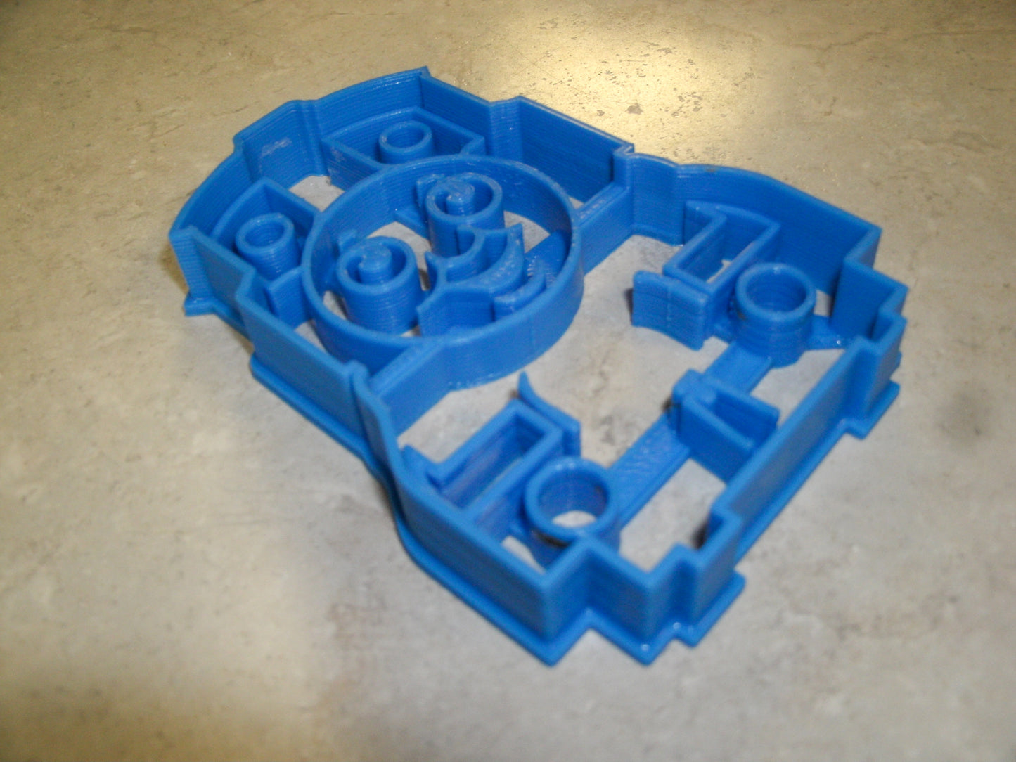 6x Thomas Tank Engine Fondant Cutter Cupcake Topper 1.75 IN USA FD2090