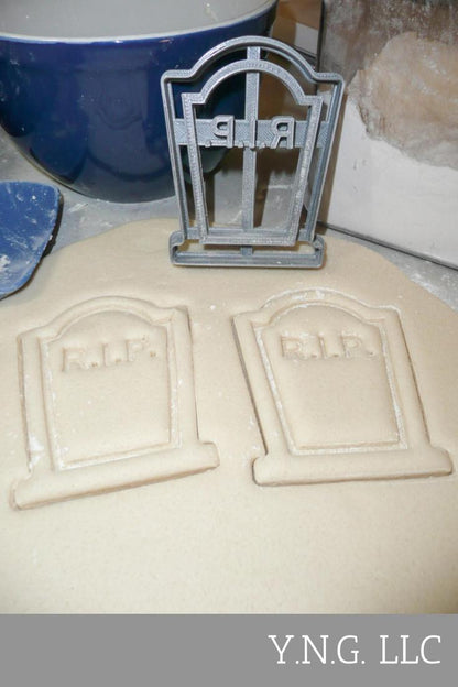 RIP Tomb Stone Headstone Grave Marker Halloween Cookie Cutter USA PR112