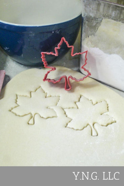 Maple Leaf Fall Season Leaves Special Occasion Cookie Cutter USA PR251