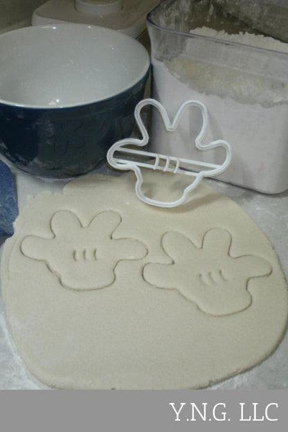 Mickey Mouse Glove Disney Special Occasion Cookie Cutter Made in USA PR471