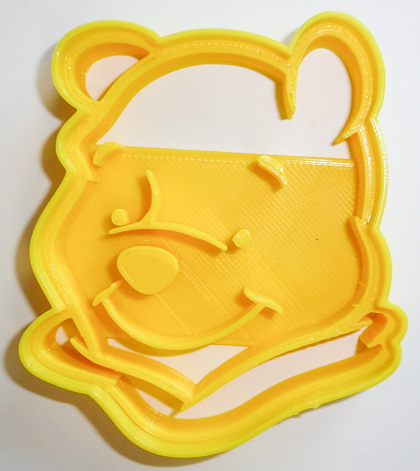 6x Winnie the Pooh Face Fondant Cutter Cupcake Topper Size 1.75" USA FD455