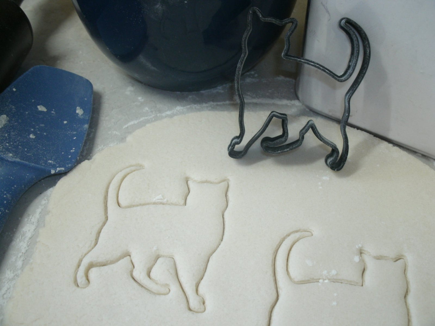 Cat Lover Cats Kitten Kitty Paw Print Set Of 4 Cookie Cutters USA PR1040