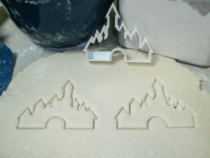 Princess and the Dragon Fairy Tale Set of 5 Cookie Cutters USA PR1469