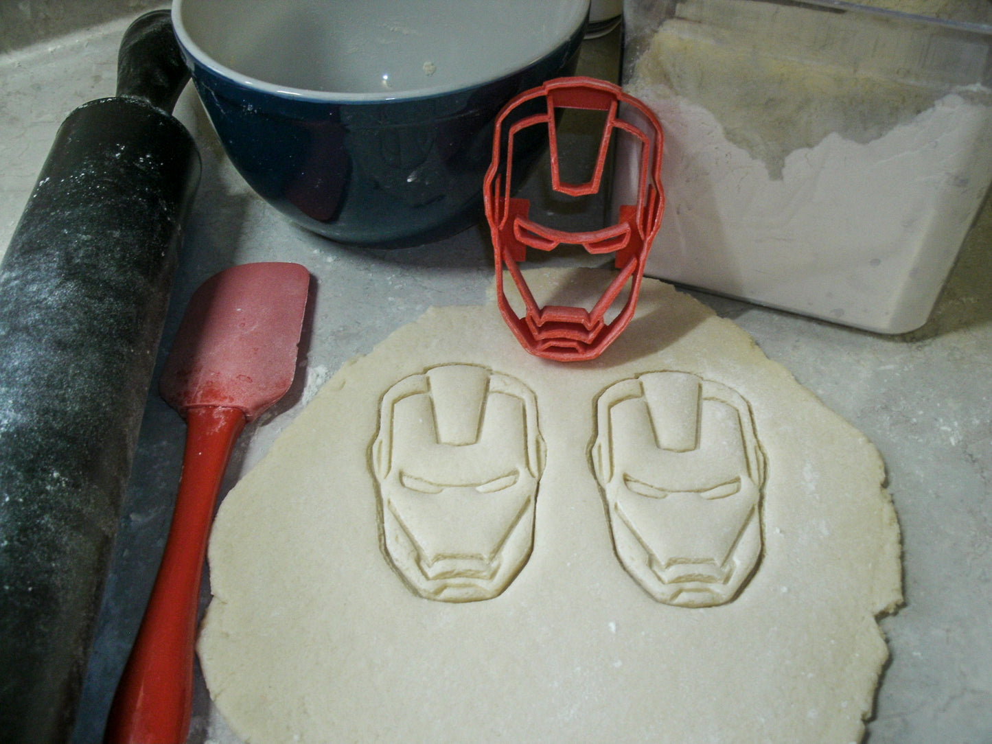 Avengers Superheroes Marvel Logos Set Of 6 Cookie Cutters USA PR1051