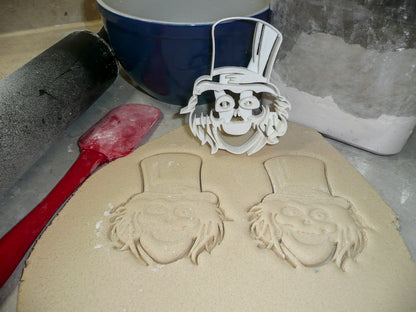 Hatbox Ghost The Haunted Mansion Mystery Movie Cookie Cutter Made In USA PR958