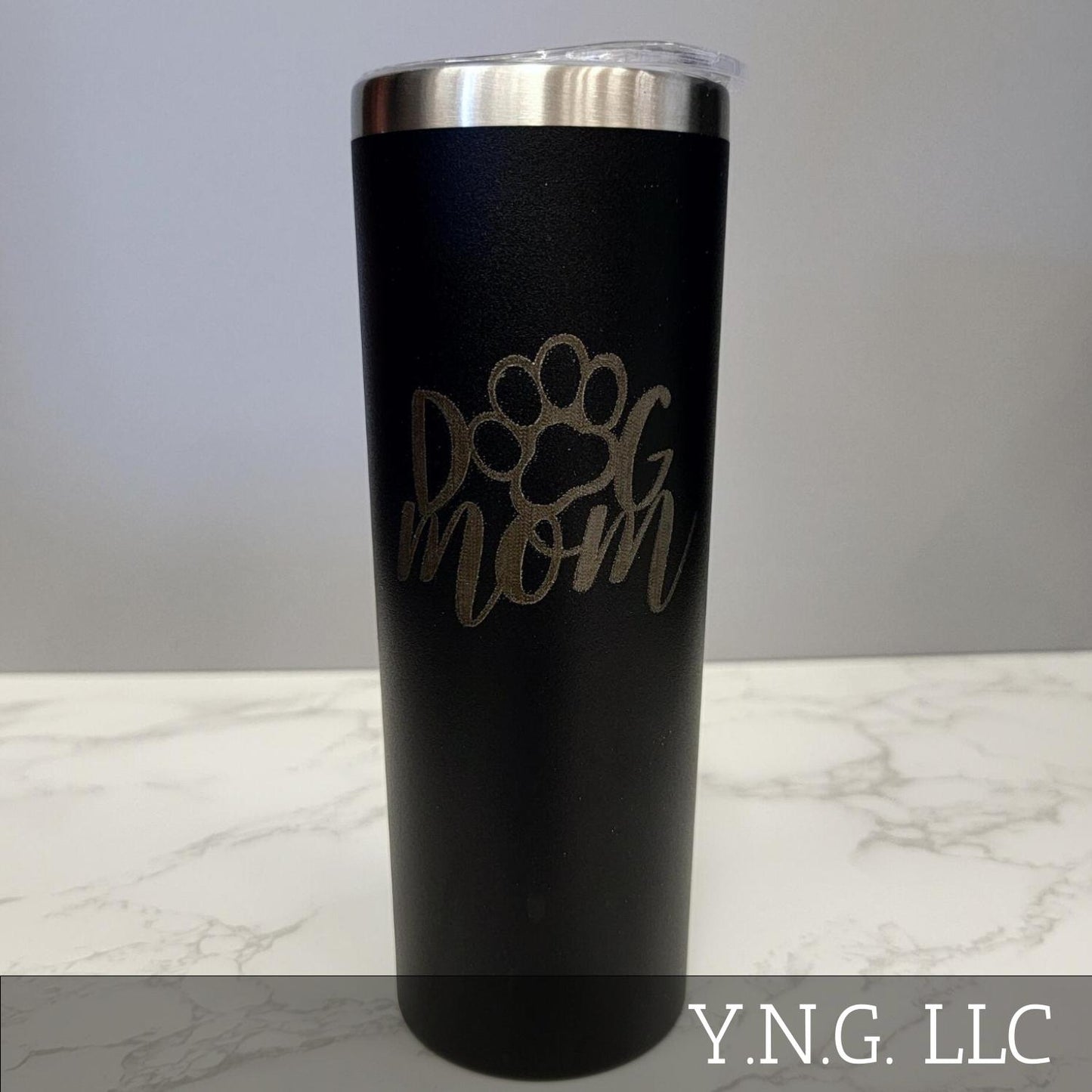 Dog Mom with Paw Black 20oz Skinny Tumbler LA5028
