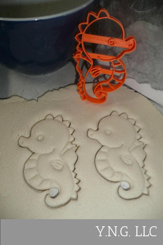 Detailed Seahorse Small Marine Fish Water Mammal Cookie Cutter USA PR3020
