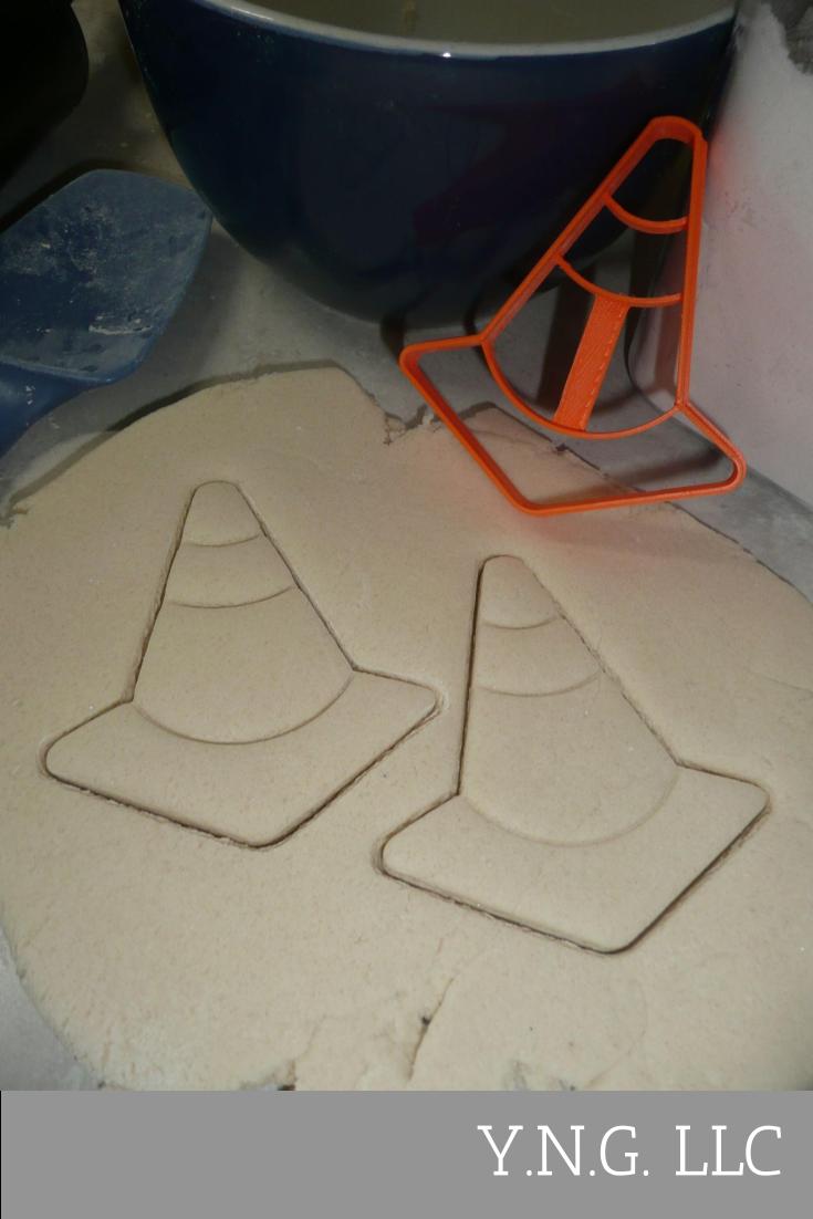 Traffic Cone Safety Marker Road Construction Cookie Cutter USA PR4108