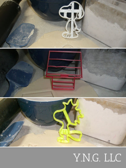 Snoopy Woodstock Dog House Peanuts Cartoon Set of 3 Cookie Cutters USA PR1444