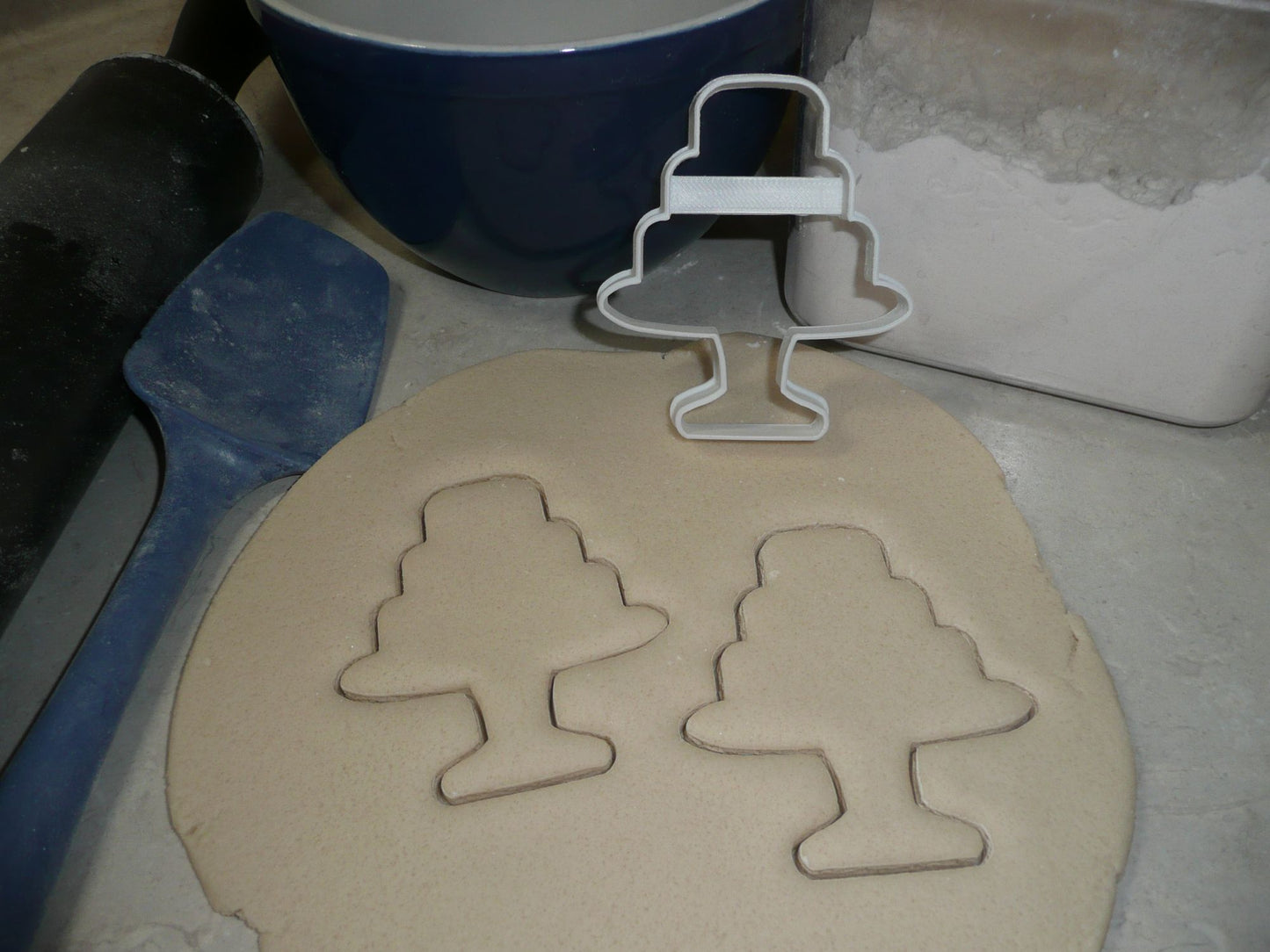 Cake Display Tiered Pedestal Wedding Set of 3 Cookie Cutters USA PR1448