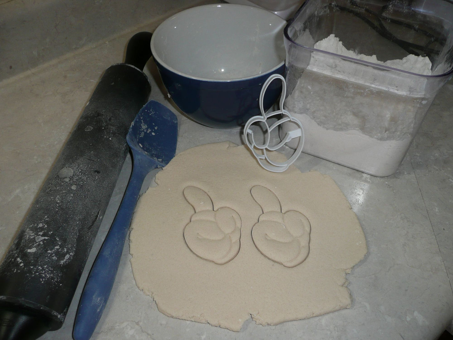Mickey Mouse Hand Glove Number 1 One First Birthday Cookie Cutter USA PR2876