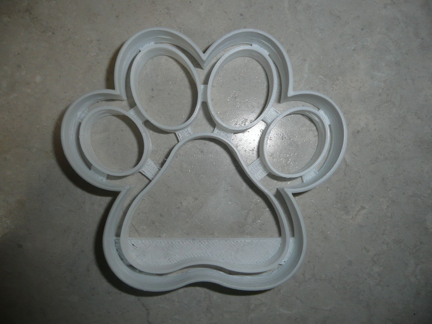 Large Paw Print Dog Cat Wolf Coyote Bobcat Cougar Cookie Cutter USA PR3216