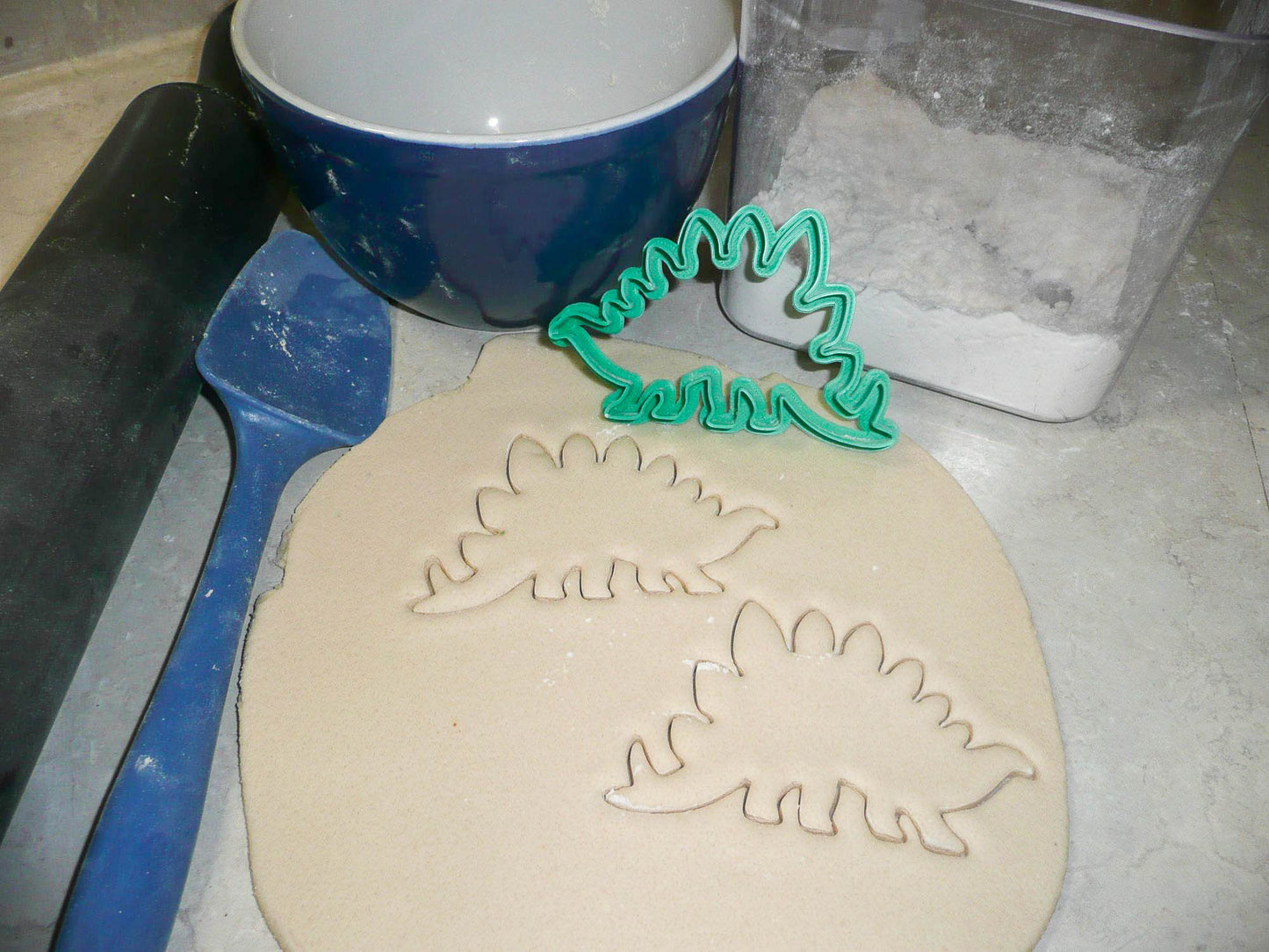 Dino Outlines Cartoon Style Dinosaurs Set Of 6 Cookie Cutters USA PR1427