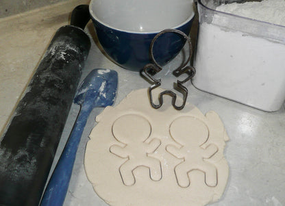Big Inflated Head Gingerbread Man Outline Christmas Cookie Cutter USA PR2151