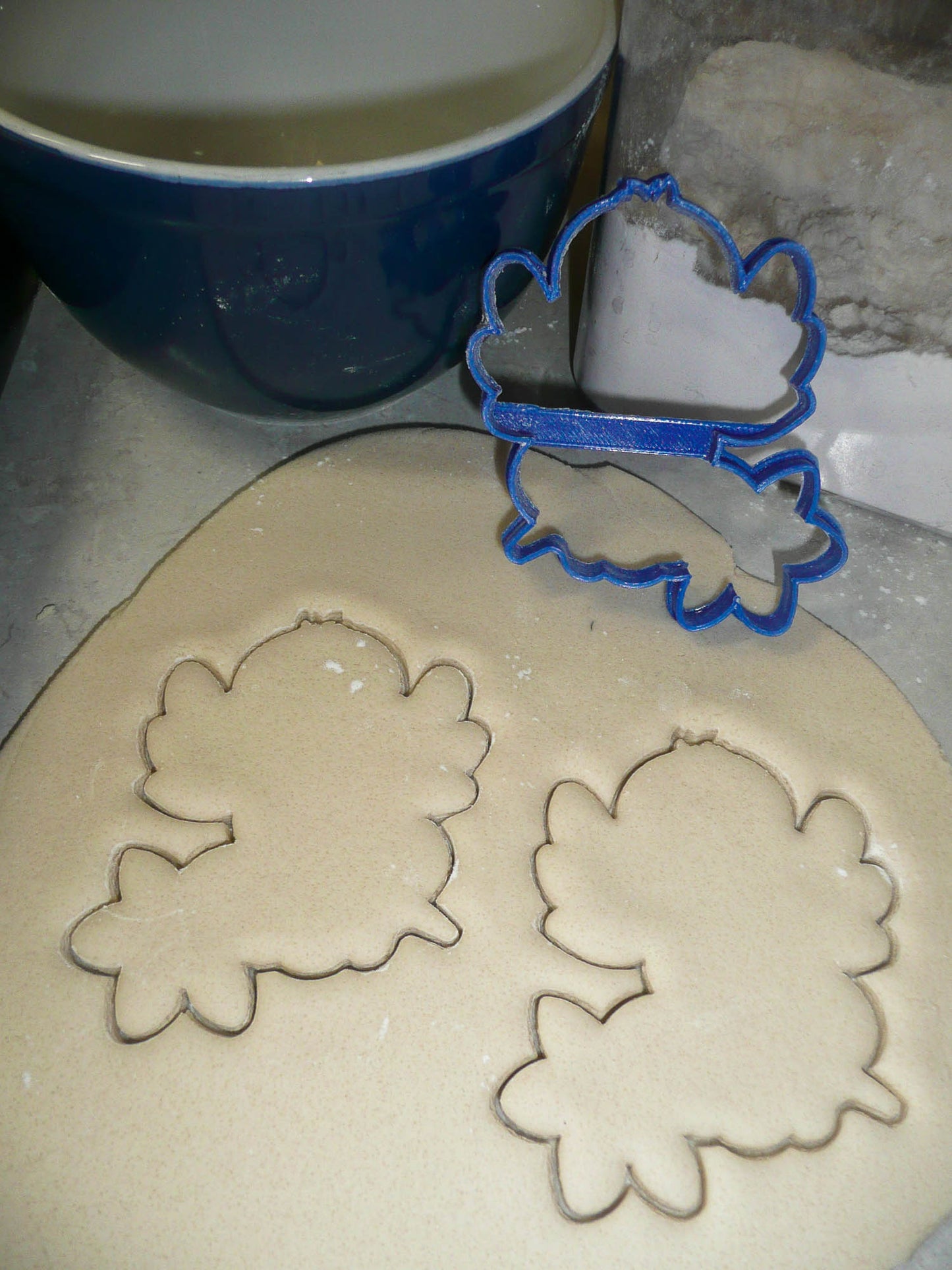 Bird On Branch Outline Tree Perch Leaves Animal Cookie Cutter USA PR3071