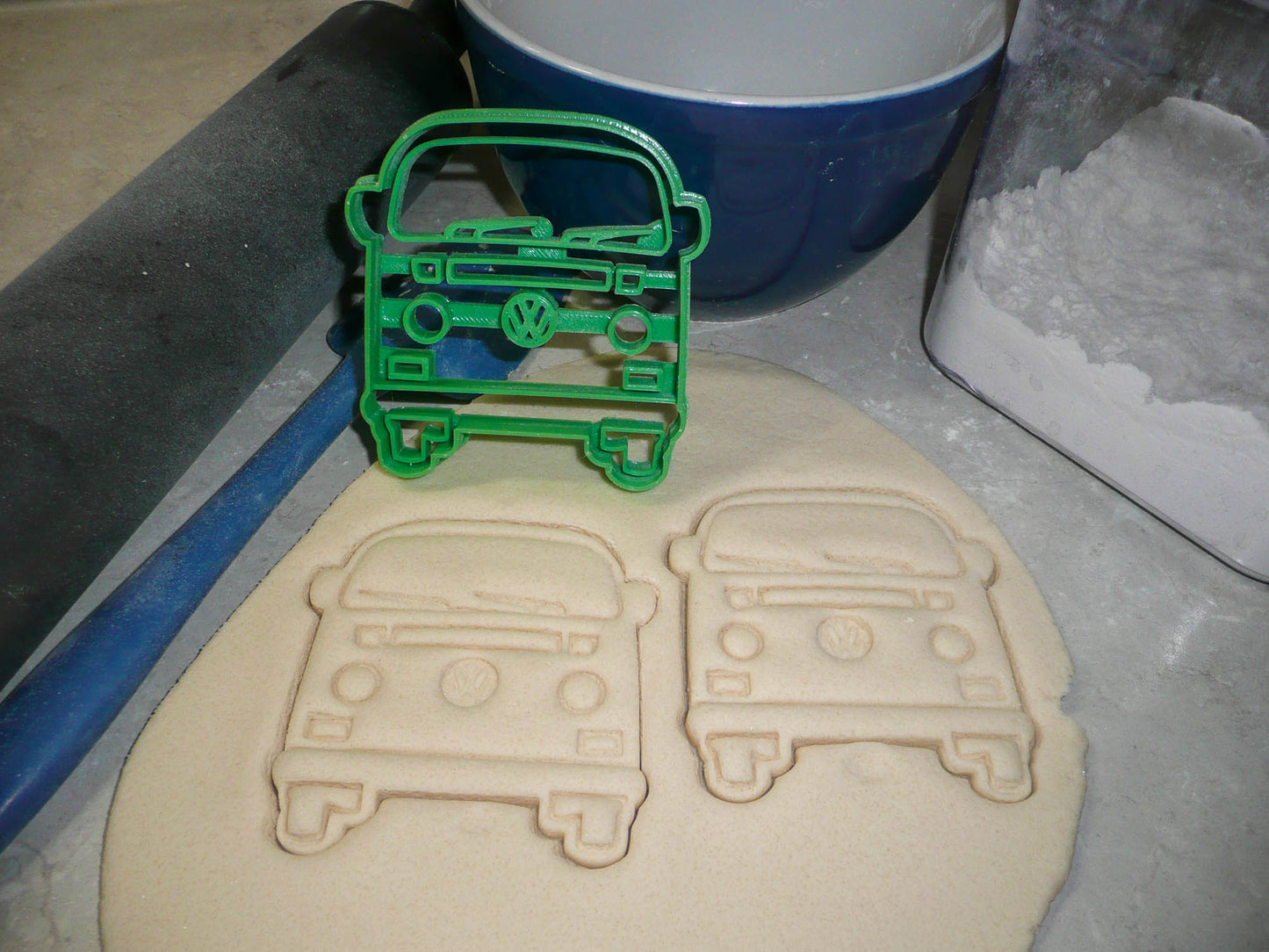 Vintage 1970s Groovy Bus Hippy Van Front End View Cookie Cutter USA PR3252