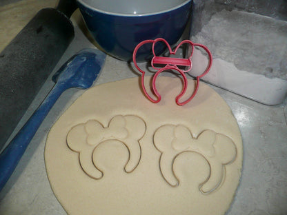 Disney Parks Mickey and Minnie Set of 11 Cookie Cutters USA PR1476
