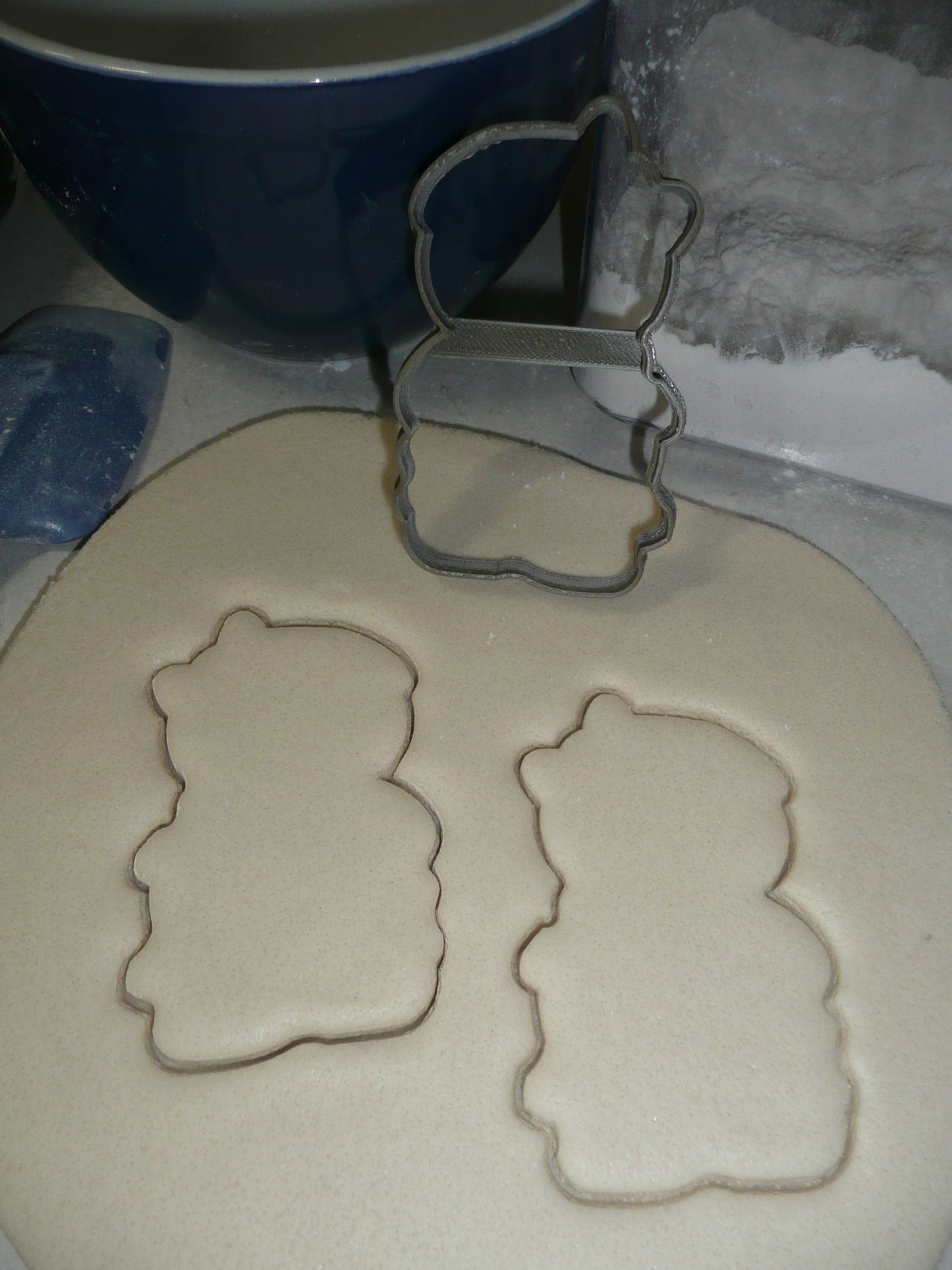Gingerbread Girl with Bow Outline Christmas Cookie Cutter USA PR3143