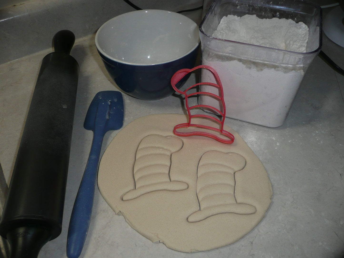 Hat From Cat In The Hat Childrens Book Cartoon Cookie Cutter USA PR3429