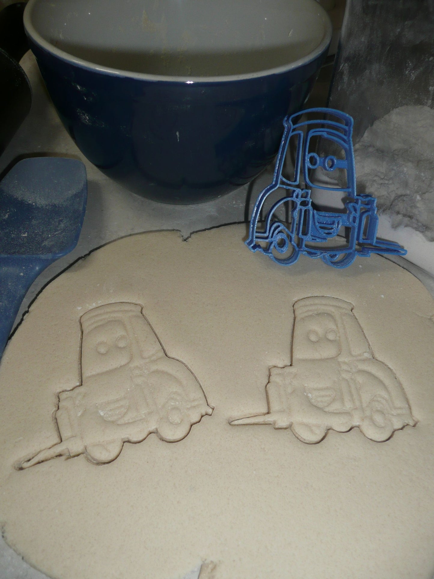 Guido Forklift Lightning McQueen Cars Character Cookie Cutter USA PR3377