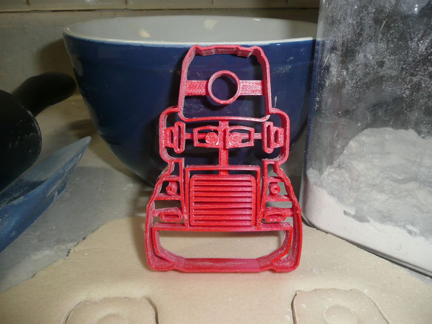 Mack the Truck Lightning McQueen Cars Character Cookie Cutter USA PR3376