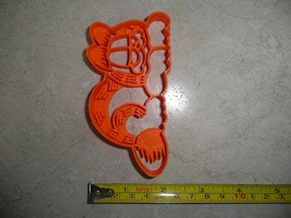 Garfield Laying Down Orange Cat Cartoon Comic Cookie Cutter USA PR4039