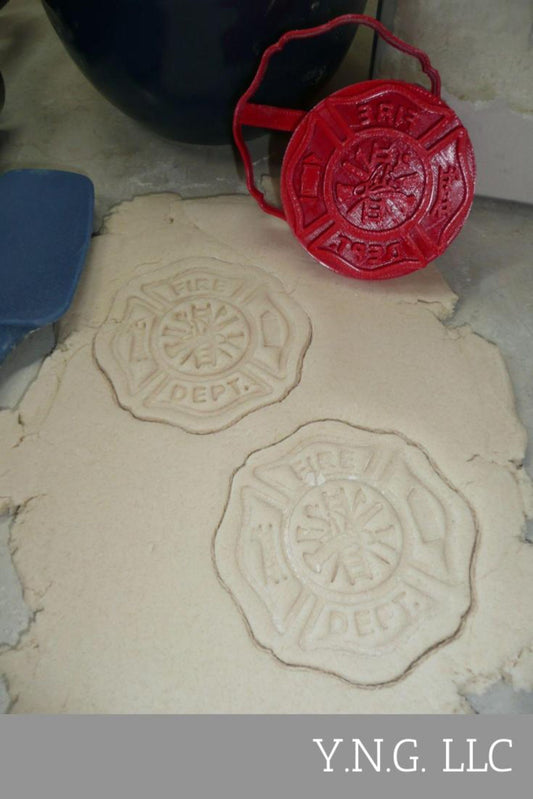 Fire Department Symbol Maltese Cross Set Of 2 Cookie Cutter and Stamp USA PR1570