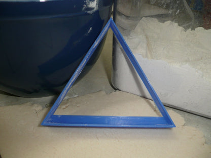 equilateral triangle cookie cutter